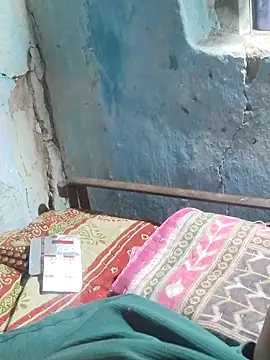 Snapshot of Natasha-In69 chatting on 02-14-26, 10:39 Natasha-In69 online show from 02-14-26, 10:39