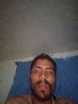 Snapshot of sebasrico96 chatting on 11-17-25, 05:02 sebasrico96 online show from 11-17-25, 05:02