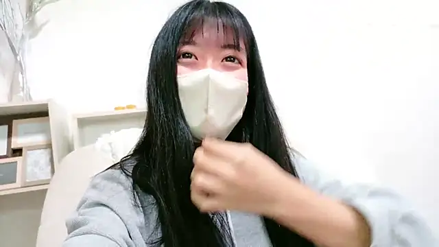 Snapshot of yukinA_xoxo chatting on 12-08-24, 05:18 yukinA xoxo online show from 12-08-24, 05:18