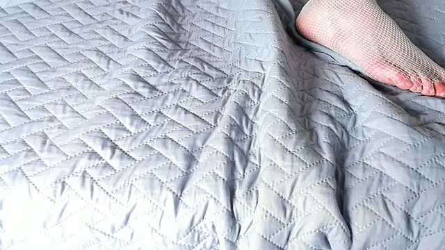 Snapshot of LiaFlowers chatting on 02-26-25, 06:04 LiaFlowers online show from 02-26-25, 06:04