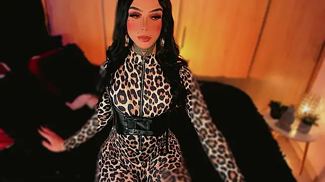 CALLME GODDESS  online show from 03-17-26, 05:22