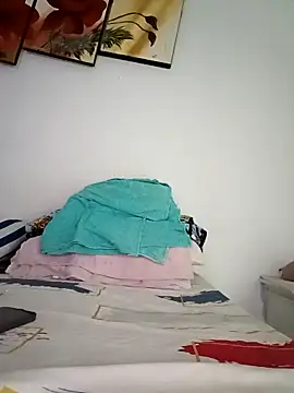 Snapshot of katysquirtdirty chatting on 11-25-25, 11:38 katysquirtdirty online show from 11-25-25, 11:38