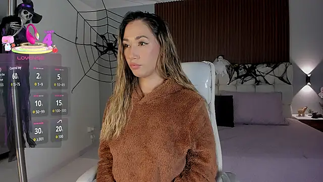 Emma23   online show from 10-18-25, 05:54