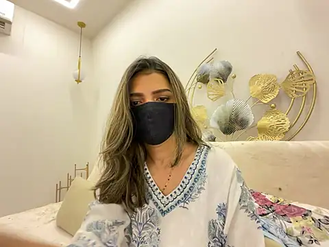 MaYaa  11 online show from 03-25-26, 06:30