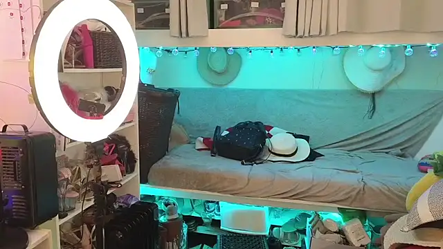 cunty tranny lydia online show from 04-11-26, 01:21