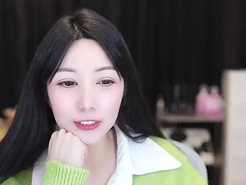 Nuyoah-77 online show from 11-06-25, 03:46