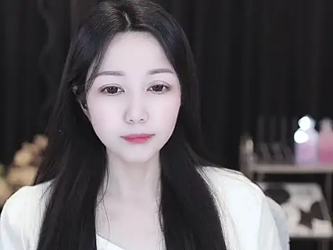 Nuyoah-77 online show from 03-24-26, 06:18