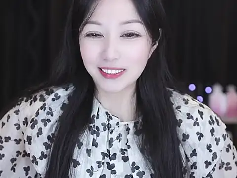 Nuyoah-77 online show from 03-31-26, 04:51