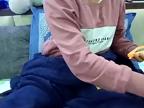 GoldnessAishu online show from 12-23-24, 10:32