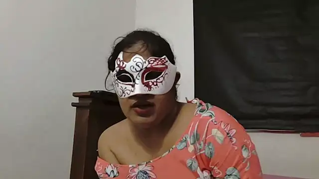 Snapshot of Maya8175 chatting on 02-22-25, 05:35 Maya8175 online show from 02-22-25, 05:35