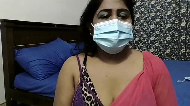 Snapshot of Maya8175 chatting on 09-25-25, 05:27 Maya8175 online show from 09-25-25, 05:27