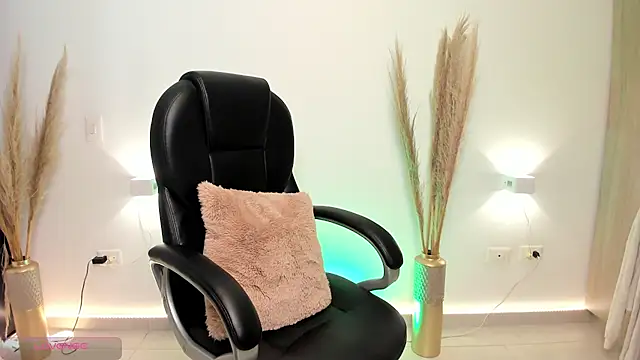 RyliieHunter online show from 12-07-24, 02:53