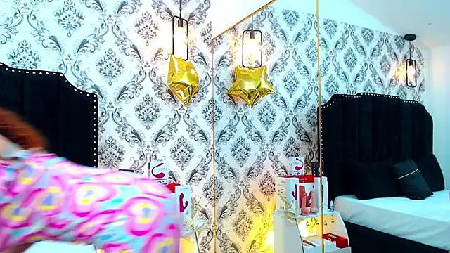 Snapshot of SaaraBrown chatting on 01-18-25, 03:49 SaaraBrown online show from 01-18-25, 03:49