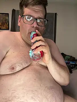 treatbobnicer online show from 06-16-26, 02:09