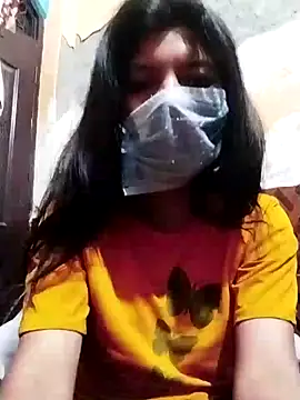Snapshot of Hotty-Divya chatting on 01-08-25, 09:00 Hotty-Divya online show from 01-08-25, 09:00