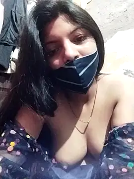 Snapshot of Hotty-Divya chatting on 03-22-25, 08:18 Hotty-Divya online show from 03-22-25, 08:18