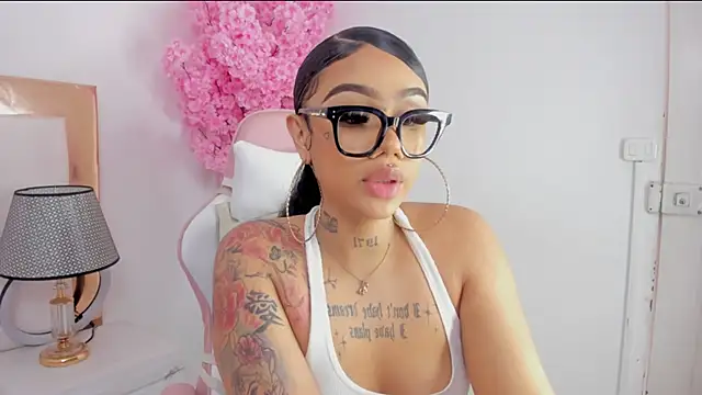 Mia Jansen online show from 02-08-25, 08:21