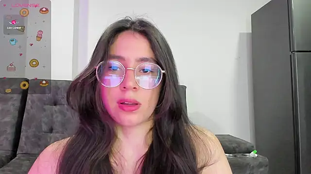 emmadiaz1 online show from 01-21-25, 02:22