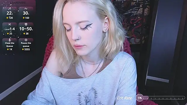 Snapshot of Crackling_Tatii chatting on 02-08-25, 11:55 Crackling Tatii online show from 02-08-25, 11:55