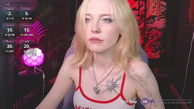 Snapshot of Crackling_Tatii chatting on 03-08-25, 04:23 Crackling Tatii online show from 03-08-25, 04:23
