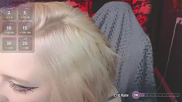 Snapshot of Crackling_Tatii chatting on 03-10-25, 01:23 Crackling Tatii online show from 03-10-25, 01:23