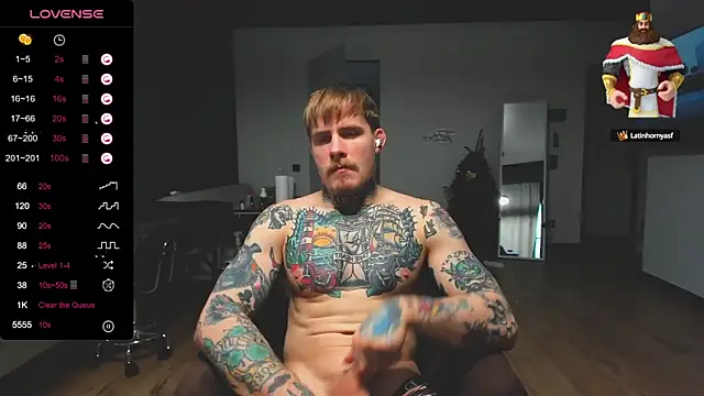 Snapshot of white_King9999 chatting on 01-13-25, 07:11 white King9999 online show from 01-13-25, 07:11