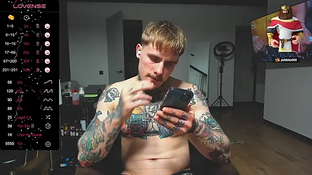 Snapshot of white_King9999 chatting on 01-26-25, 05:23 white King9999 online show from 01-26-25, 05:23