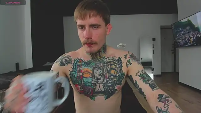 Snapshot of white_King9999 chatting on 03-04-25, 11:51 white King9999 online show from 03-04-25, 11:51