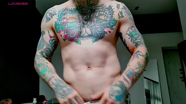 Snapshot of white_King9999 chatting on 10-02-25, 02:40 white King9999 online show from 10-02-25, 02:40