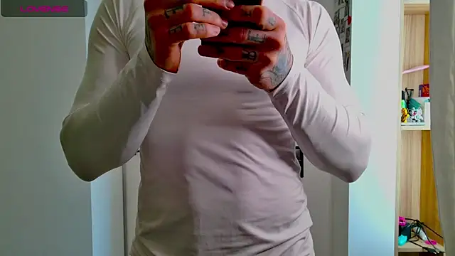 Snapshot of white_King9999 chatting on 02-03-26, 11:26 white King9999 online show from 02-03-26, 11:26