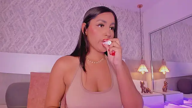 Snapshot of AishaPeyton chatting on 11-17-25, 02:45 AishaPeyton online show from 11-17-25, 02:45