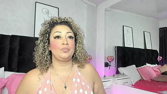 Katti Barrera online show from 01-28-25, 02:42