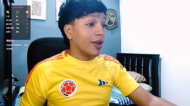 Snapshot of Xander_bonnet1 chatting on 01-27-25, 12:16 Xander bonnet1 online show from 01-27-25, 12:16