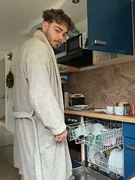 Snapshot of JuNIs_ chatting on 10-20-25, 09:54 JuNIs online show from 10-20-25, 09:54