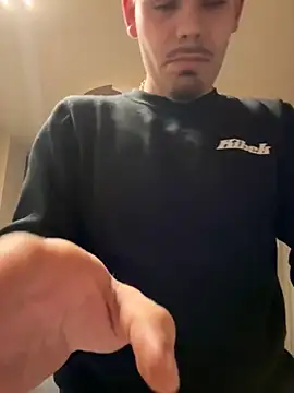 Snapshot of JuNIs_ chatting on 11-24-25, 09:14 JuNIs online show from 11-24-25, 09:14