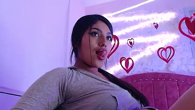 SarahStones online show from 02-19-25, 03:06