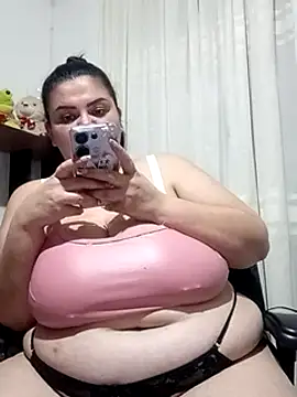 Madisonpalacio online show from 02-25-25, 10:58