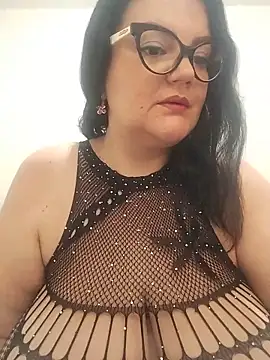 Madisonpalacio online show from 05-21-26, 06:59
