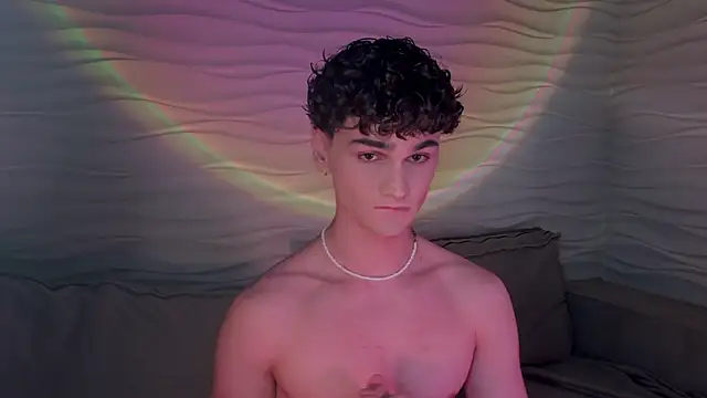 adam 21cm   online show from 02-16-25, 04:32