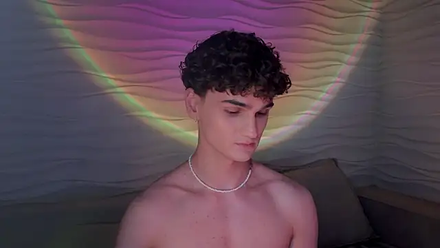 adam 21cm   online show from 02-20-25, 07:41