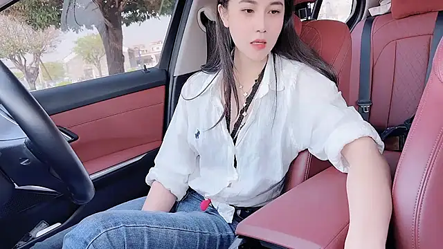 Snapshot of newwell chatting on 01-12-26, 03:34 newwell online show from 01-12-26, 03:34