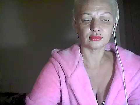 Snapshot of MaryJane441 chatting on 10-29-25, 07:48 MaryJane441 online show from 10-29-25, 07:48