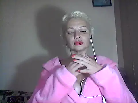 Snapshot of MaryJane441 chatting on 10-31-25, 09:05 MaryJane441 online show from 10-31-25, 09:05