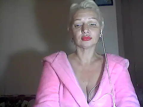 Snapshot of MaryJane441 chatting on 11-03-25, 07:48 MaryJane441 online show from 11-03-25, 07:48