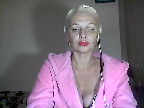 Snapshot of MaryJane441 chatting on 11-05-25, 08:09 MaryJane441 online show from 11-05-25, 08:09