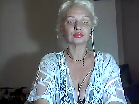 Snapshot of MaryJane441 chatting on 12-02-25, 08:04 MaryJane441 online show from 12-02-25, 08:04