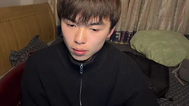 Snapshot of xiaottt1918 chatting on 01-06-25, 10:57 xiaottt1918 online show from 01-06-25, 10:57