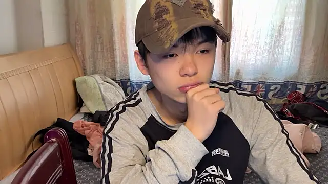 Snapshot of xiaottt1918 chatting on 01-10-25, 08:29 xiaottt1918 online show from 01-10-25, 08:29