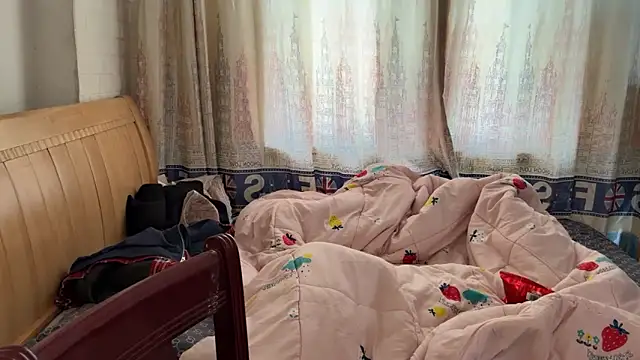 Snapshot of xiaottt1918 chatting on 01-18-25, 05:10 xiaottt1918 online show from 01-18-25, 05:10