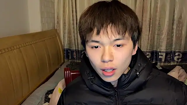 Snapshot of xiaottt1918 chatting on 01-25-25, 12:47 xiaottt1918 online show from 01-25-25, 12:47